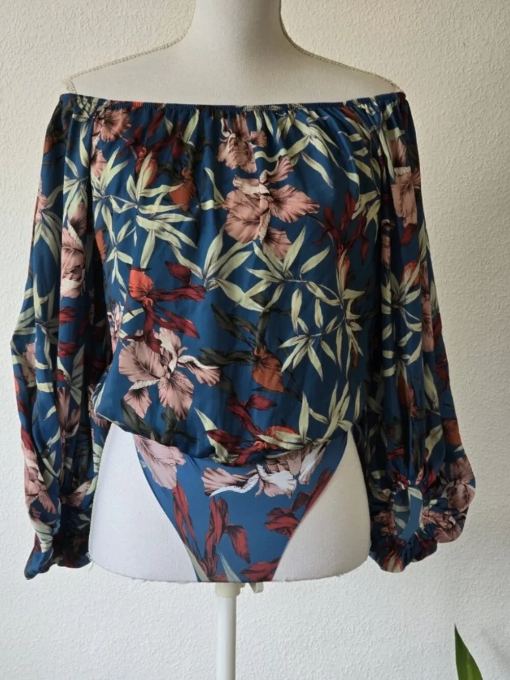 Zara blue tropical Cruise Vaca print off-shoulder bodysuit M - Picture 2 of 7